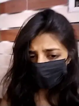 naughty-rashi (F teen) - Boobs show on Public