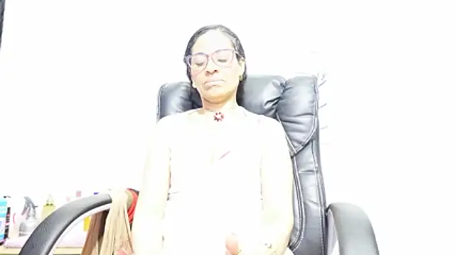 Watch Aries_Mature live on EroticFlix - High definition streams