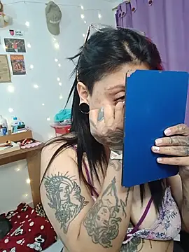 danipoison - DaniPoison's free webcam