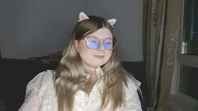 yukiblush - YukiBlush's free webcam - UK Sex Cams