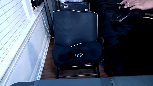 WyattBBC live sex cam