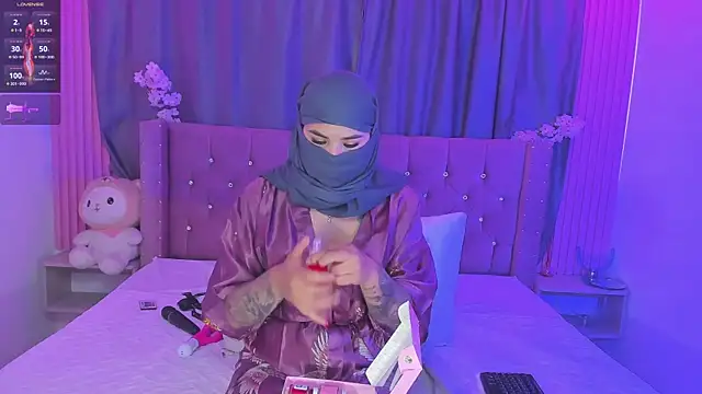 Nayla-Mouna webcam