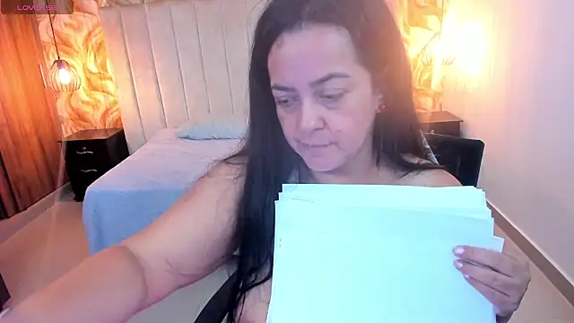 lucia_vonne_