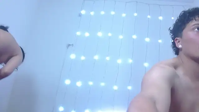 wildseductor1 - Wildseductor1's free webcam - UK Sex Cams