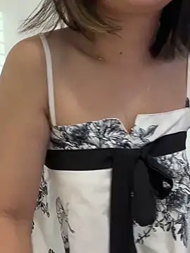 lindan80 - Lindan80's free webcam - UK Sex Cams