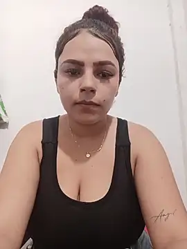 Mommy-Hot webcam