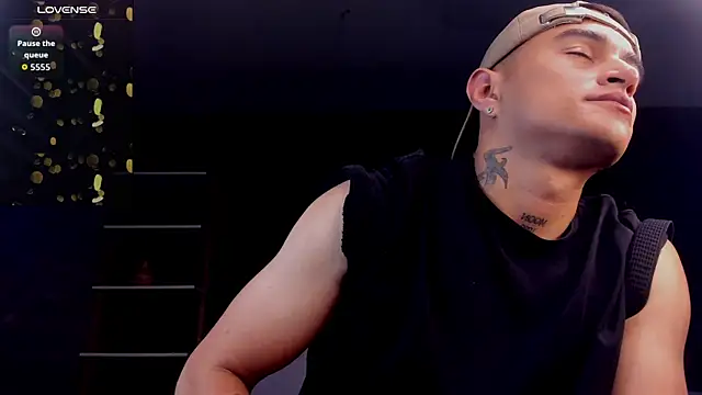 LiamDeep live sex cam