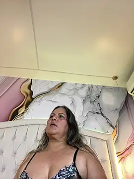 Lucy_Milf_474