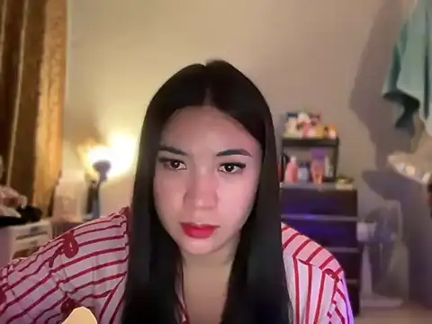 Leleraelle - Trans webcam sex chat