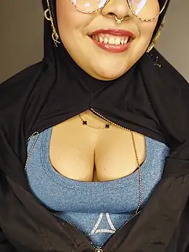 elinaax (F teen) - boobs 💗