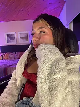 isabella18_pink - Isabella18_pink's free webcam - UK Sex Cams