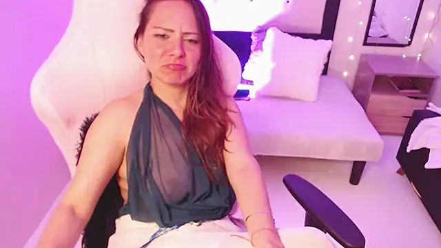 camila_delarosa