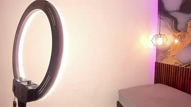 reneepaz - ReneePaz's free webcam