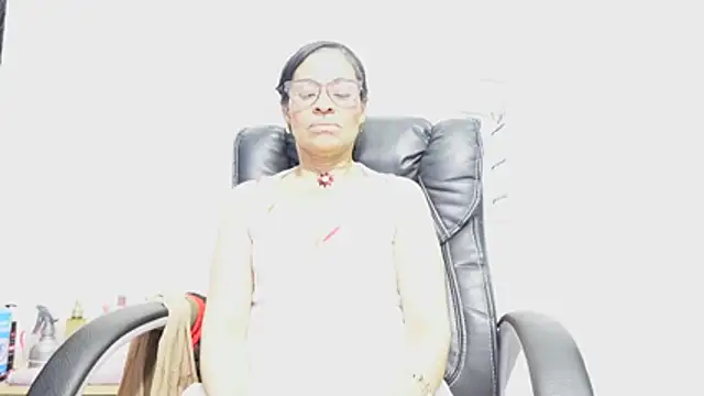aries_mature - Aries_Mature's free webcam
