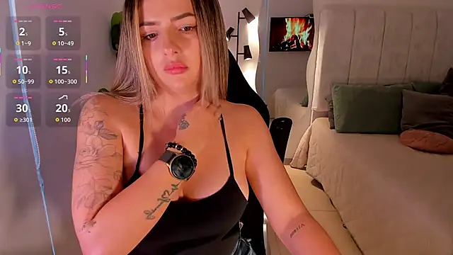amywood - AmyWood's free webcam