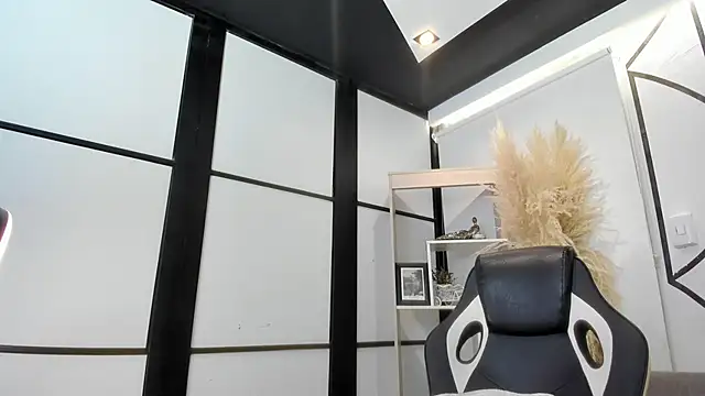 MelodyPrice webcam