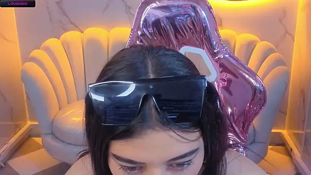 Erika_Suarez_b webcam