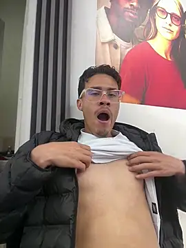 TavoHot_ live sex cam
