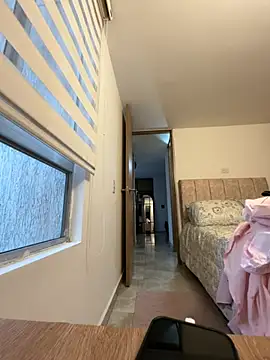 Saraa_Desiree webcam