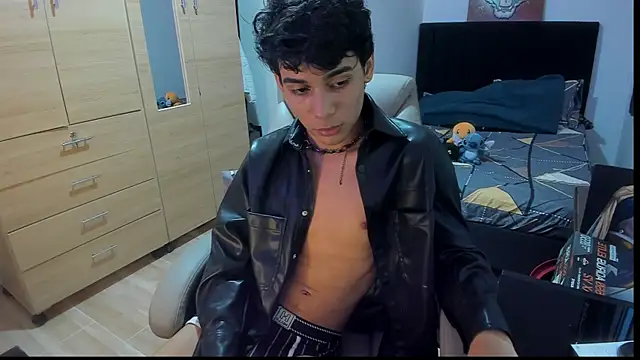 AliottTwink