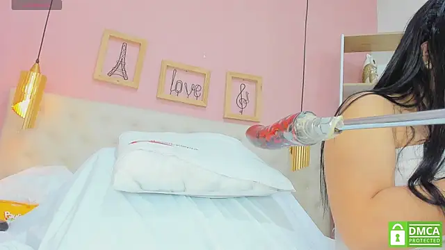 leylla_
