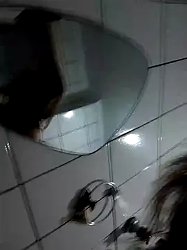 Modelo: ofjuliaa