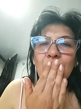 aisha_latina