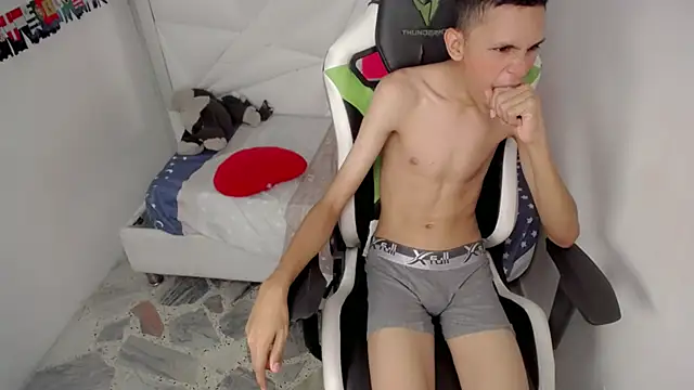 sombra_18 live sex cam