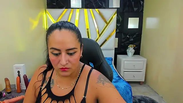 nikolpervertunlimit - NikolPervertUnlimit's free webcam - UK Sex Cams