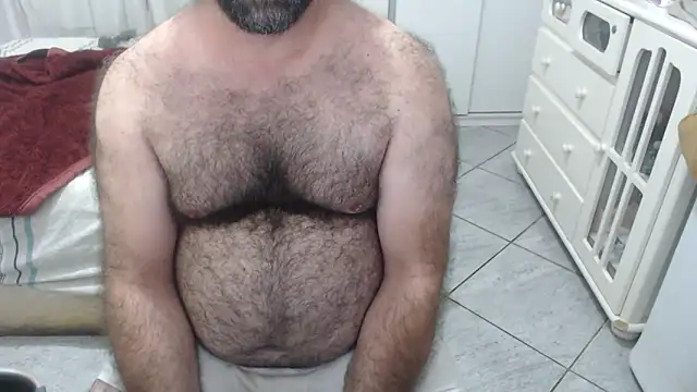 mysterbearmg - MysterBearMG's free webcam