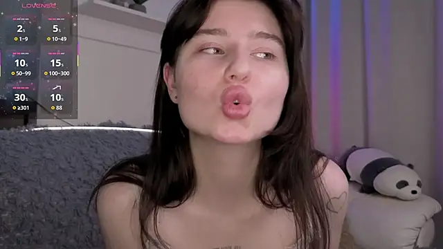 _lua__ - _Lua__'s free webcam - UK Sex Cams