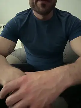 giovan2020 live sex cam