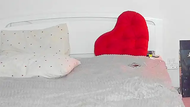 Andrea_Blossom webcam