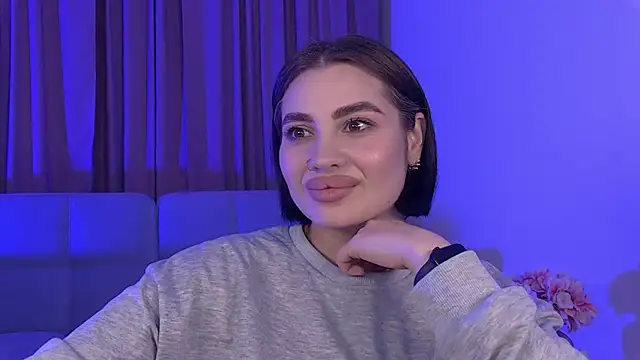 adrianatoress - AdrianaToress's free webcam - UK Sex Cams