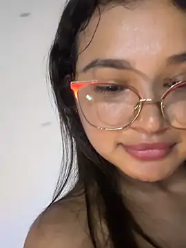 Lily____ webcam