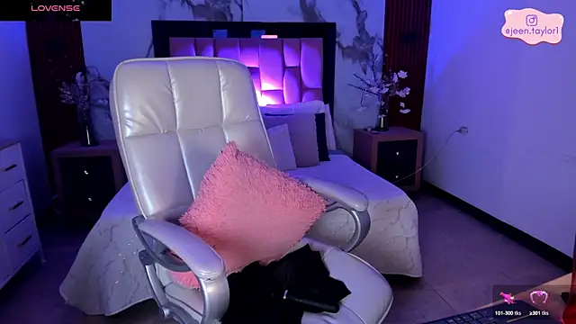 Jeen_Taylor webcam