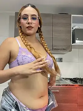 Amber_kiss_