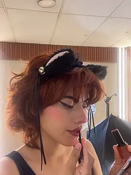 Eva_Feller69