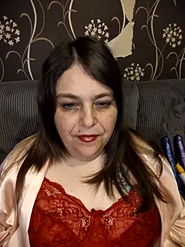 housewifemilf_courtney (Ask my age) - Tits out for 5 mins