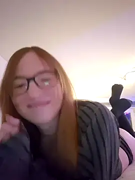 freaky-doll - Freaky-Doll's free webcam