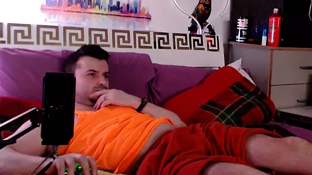iuligruia69 - Iuligruia69's free webcam