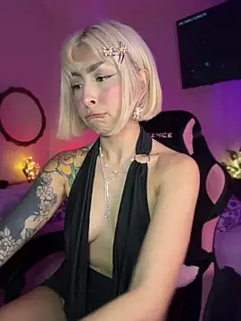 Cinamoonn webcam