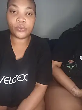 BeverlyQueen15 webcam