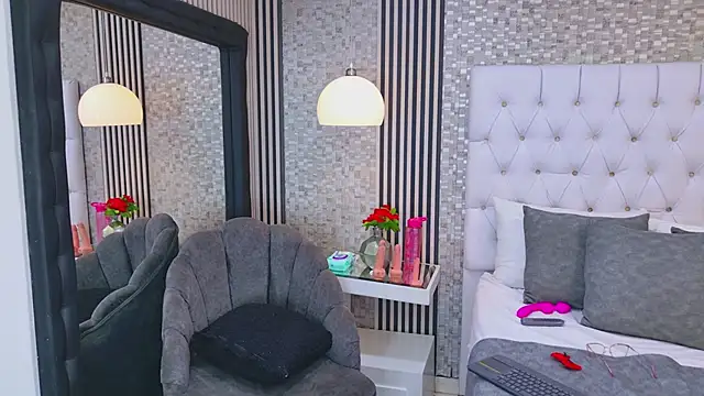 VioletSweetts webcam