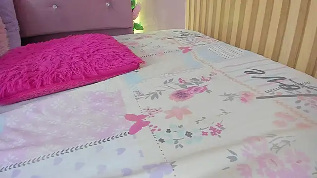 lovely__kiss__