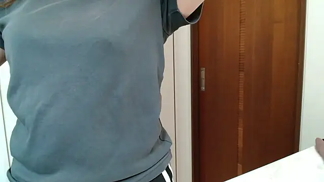 _Ema_ch's room
