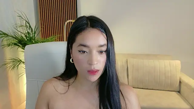 IAM__ZARA webcam