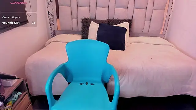 Kiara_Cruz__