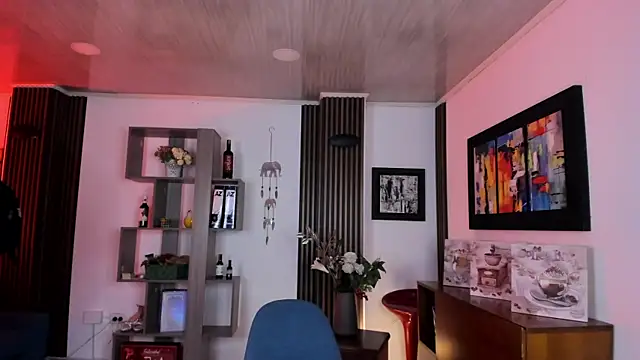 ValentinaNoir