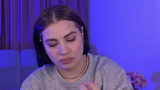 AdrianaToress webcam
